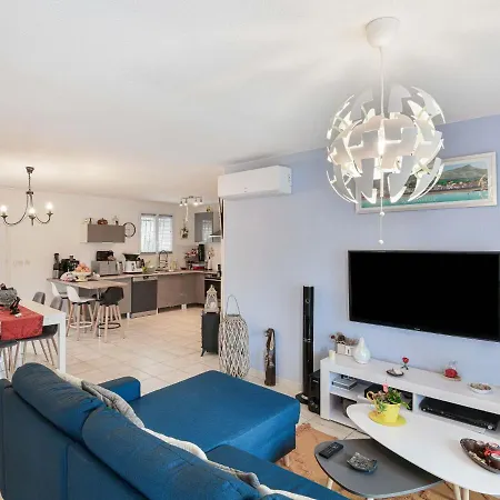 Private Bedroom In A In Emilion * Saint-Medard-de-Guizieres