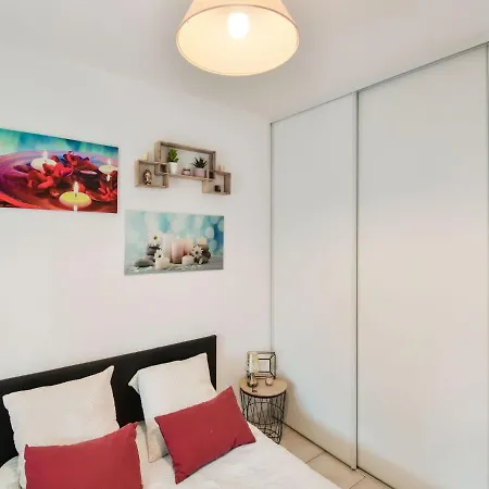 Private Bedroom In A In Emilion Hébergement de vacances *