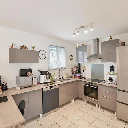 Zen In Shared With Pool Owner-on Site *