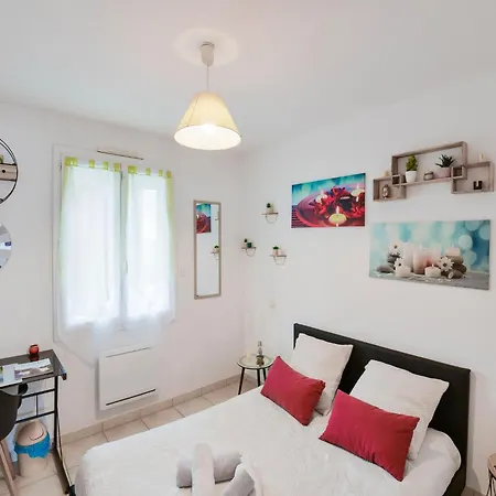 Zen In Shared With Pool Owner-on Site Semesterbostad