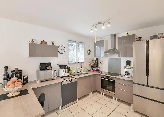 Zen In Shared With Pool Owner-on Site *